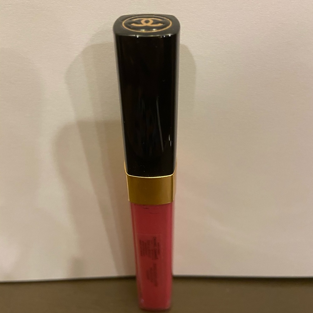 New Chanel glossmer, color: 142 pink teaser